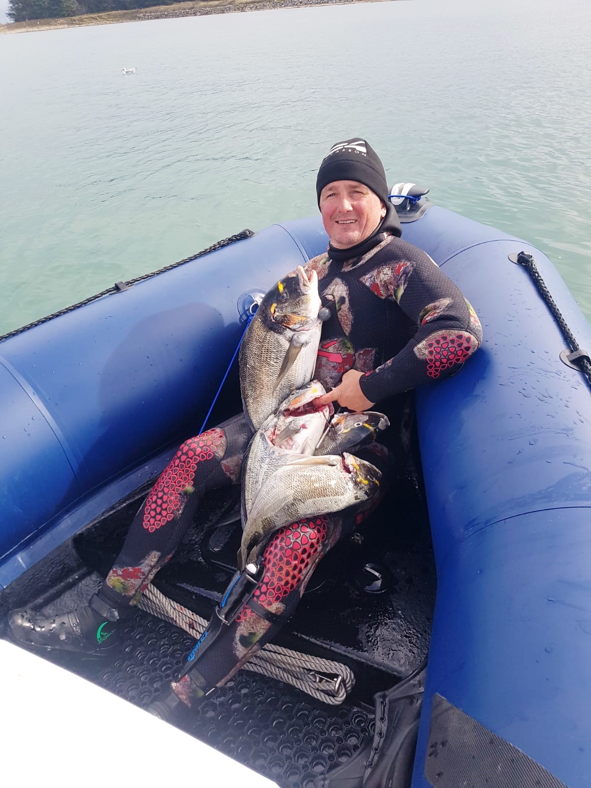 Sortie de pêche sous-marine en bateau avec coaching personnalisé / individuel - 1 jour (durée 6 h)